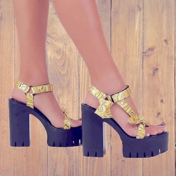 Lemonade yellow bandanna platform sandals heels - Picture 7 of 10